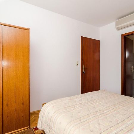 Guesthouse Moretic أوراساك الغرفة الصورة