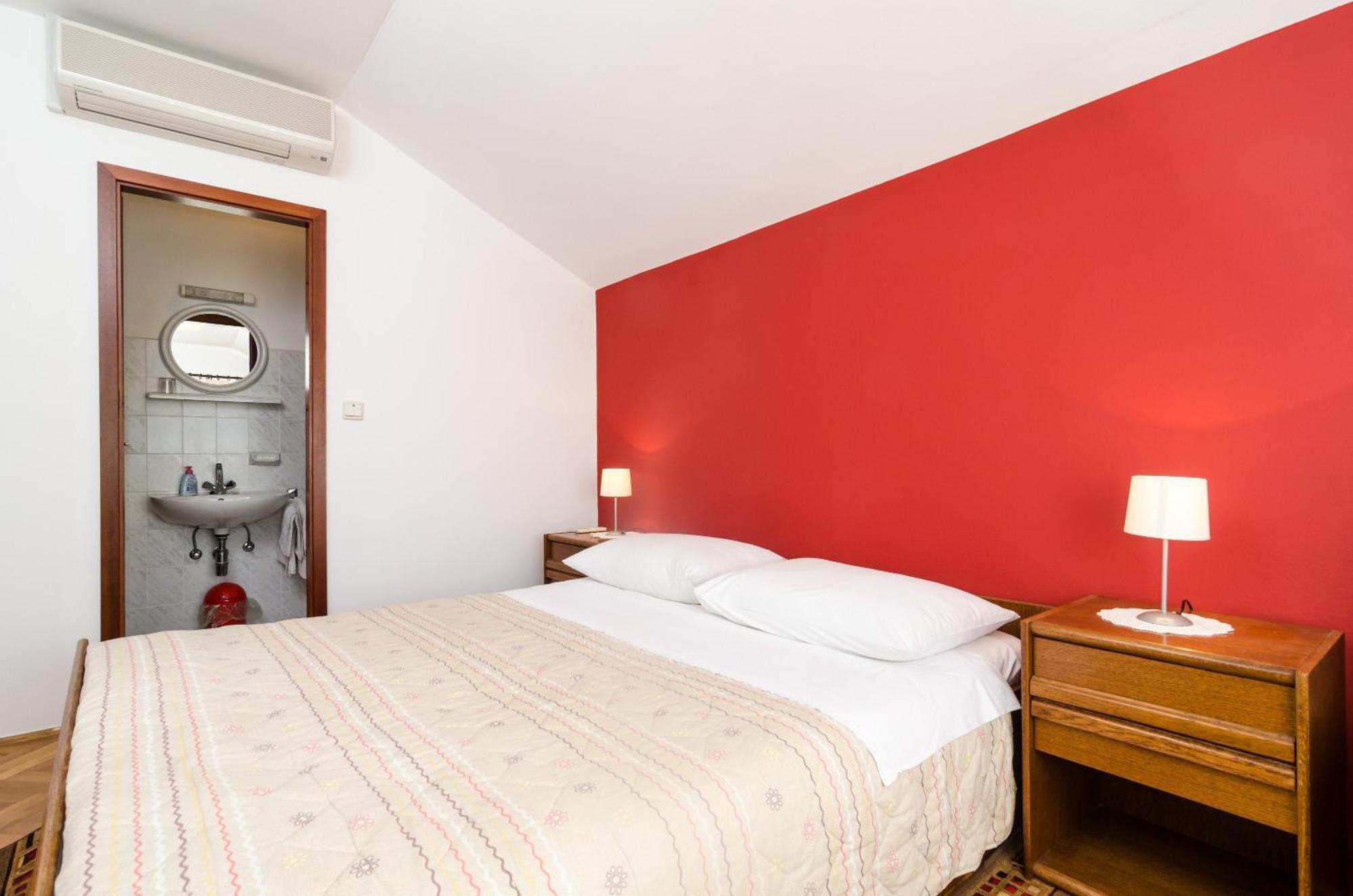 Guesthouse Moretic أوراساك الغرفة الصورة